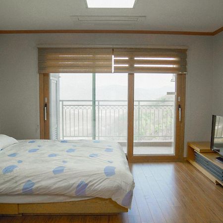 Sancheong Korean Medicine Family Hotel Kültér fotó